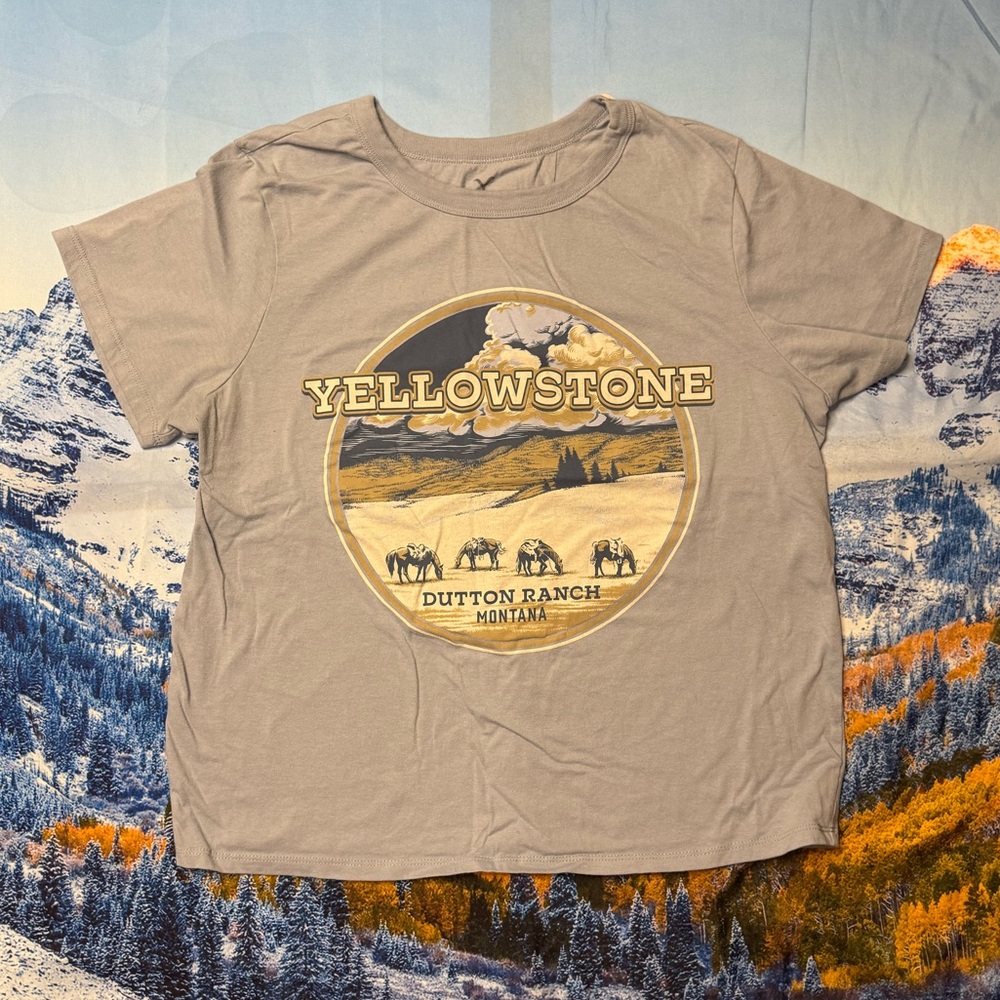 Women’s Yellowstone Dutton Ranch Tee